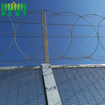 Customized Various Colors Powdwr Ccoating Heavy Duty Airport Security Fence Panel