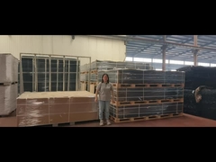 スタッカブル設計のコンパクトなエッジ保護バリア