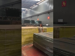 スタッカブルデザインのエッジ保護バリア