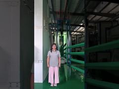 緑色の四角い柱は、このように表面処理されています。